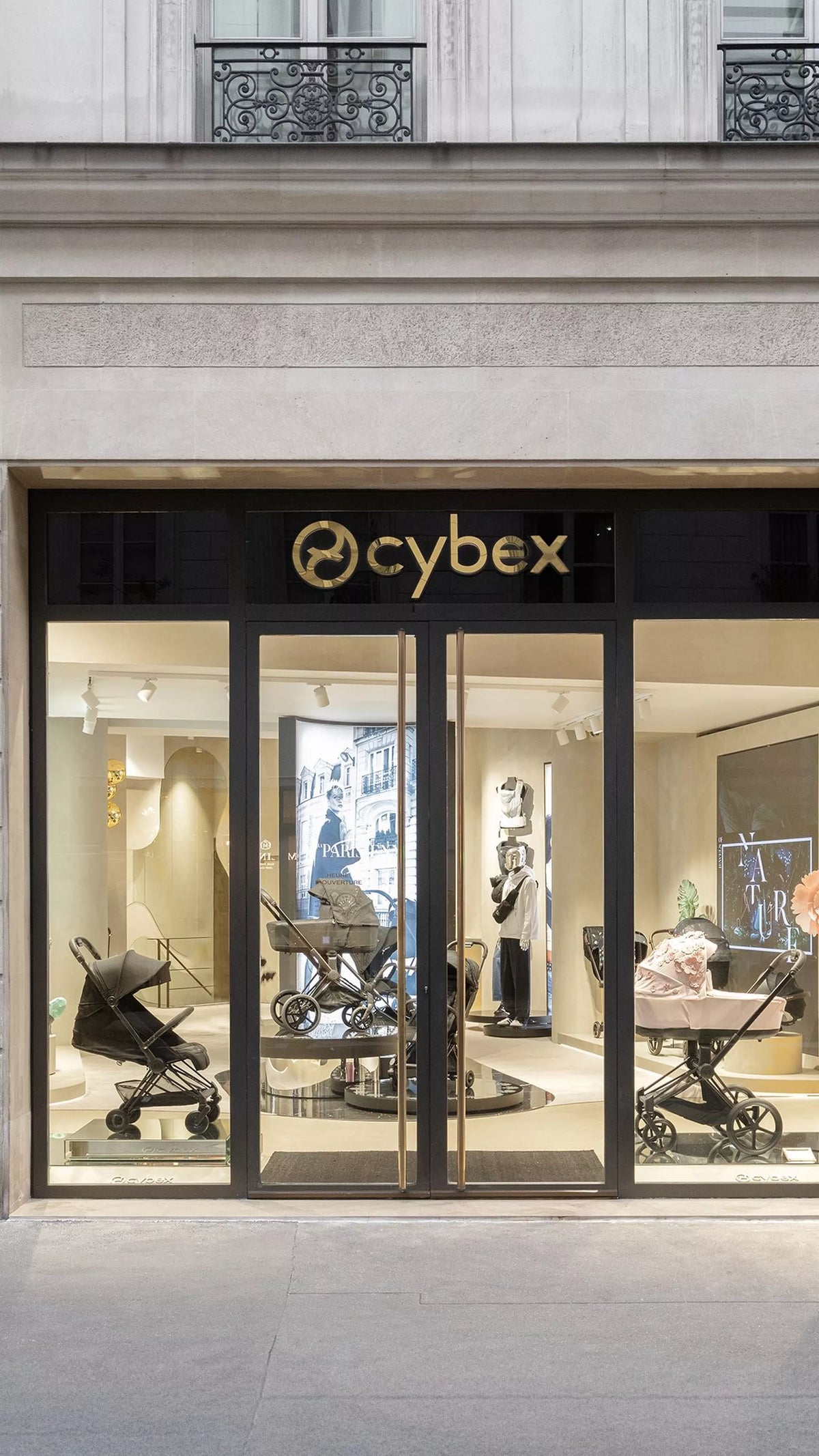 Cybex